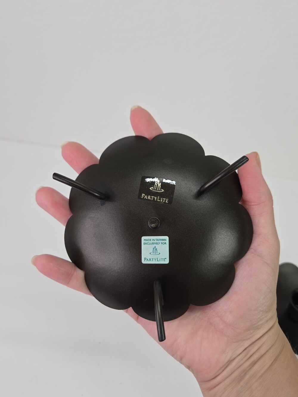 PartyLite Black Metal Scallop Flower Taper Candle Holders Creative Capers Set 2 - Picture 15 of 16
